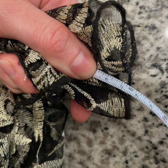 Xtraordinary Embroidered Tulle Dramatic High-Low Dress Black/Gold Size 5 - Picture 12 of 12